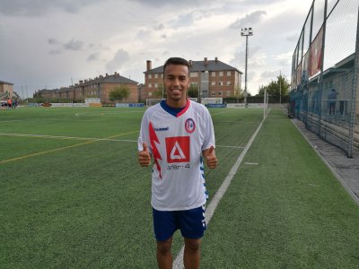 المغربي بوعلام يحقق الصعود للدرجة الثانية بإسبانيا