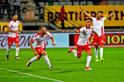 نانسي يفتح السوق لبيع أمين باسي