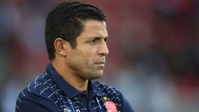 الحسين عموتة الأقرب لتدريب هذا النادي القطري