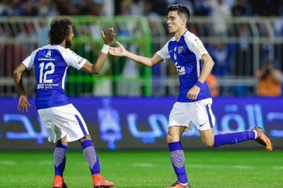 بنشرقي في طريقه للبقاء مع الهلال