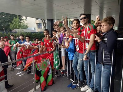 الجماهير المغربية بدأت تتوافد على مدينة سان بطرسبورغ