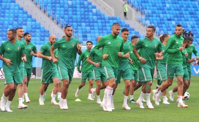 دعوات مع الأسود يوم العيد