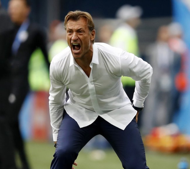 رونار حائر بسبب رونالدو