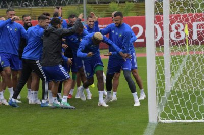 هنا موسكو: جولة سياحية للاعبين بشوارع فورونيج