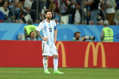 مونديال 2018: ميسي يشعر بالالم مع تحول الحلم إلى كابوس