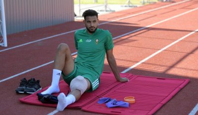 هنا كالينينغراد: آيت بناصر يغادر الاسود عائدا إلى فرنسا