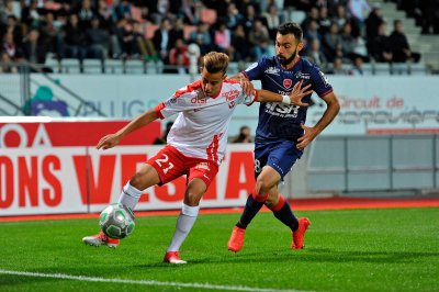 أسهم باسي في إرتفاع وهذا الفريق الأقرب لضمه