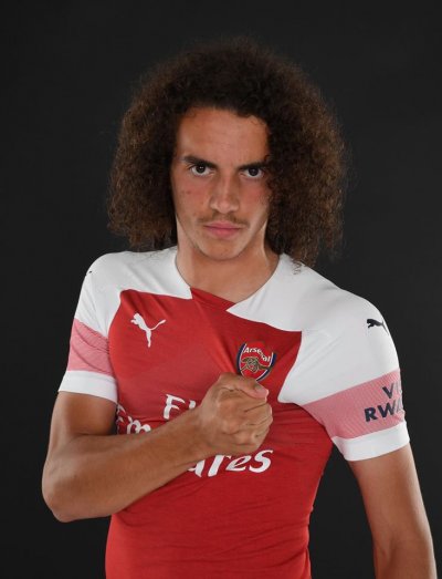 هكذا تلاعب والد الكندوزي برونار في باريس