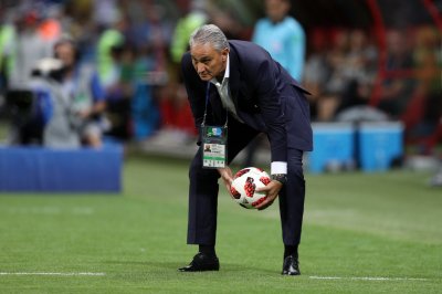 تمديد عقد مدرب منتخب البرازيل تيتي