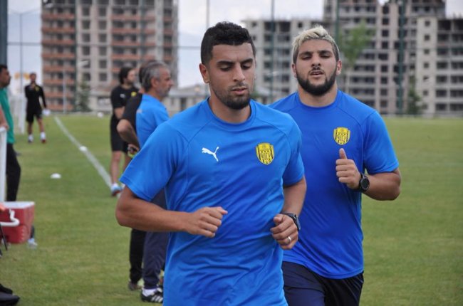 مختار والكبير يتألقان بالتهديف والتمرير