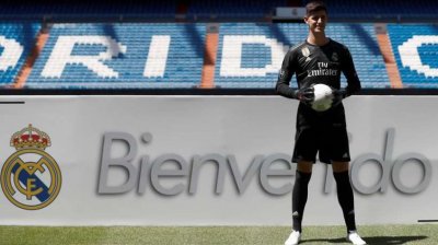 لماذا يهاجم عشاق أتلتيكو الحارس كورتوا؟