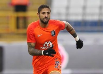 أول هدف لداكوسطا مع باشاك شهير