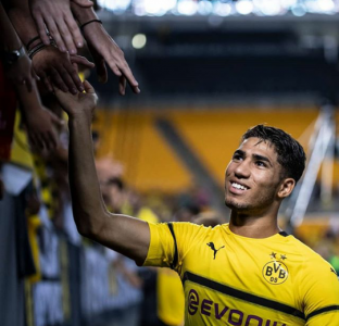 حكيمي حبيس الإحتياط في أول ظهور رسمي