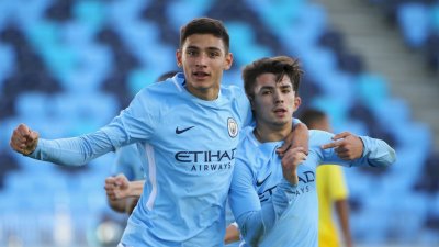 نبيل التوايزي ..جوهرة  سكاي بلوز 