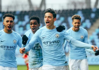 ليفربول يوقف التوايزي