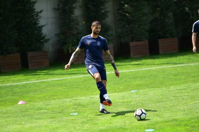 داكوسطا يسجل ثاني أهدافه هذا الموسم