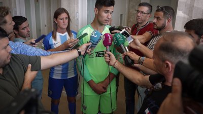 المحمدي: رونار وافق على بقائي مع مالقا