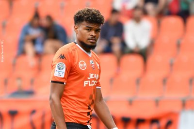 23 لاعبا في لائحة المنتخب الرديف لمعسكر الجديدة