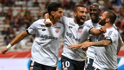 نايف أكرد ل المنتخب : ديجون محطة عبور فقط (1)