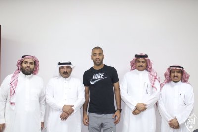 زهير العروبي يشكو!