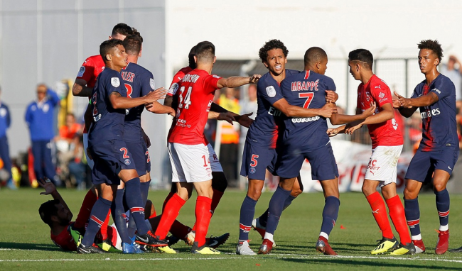 الاتحاد الفرنسي يثبت عقوبة الإيقاف بحق مبابي