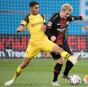 حكيمي يعود لواجهة الأحداث كصانع للفوز الأصفر