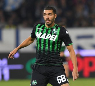 بوربيعة ينهار أمام هيغواين