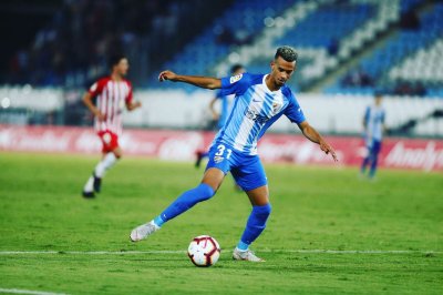 هذا سبب عدم حضور بوسفيان وعبقار لمباراة الجزائر