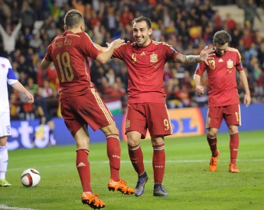 ألكاسير يريد  اغتنام الفرصة  لفرض نفسه المهاجم الأساسي لإسبانيا