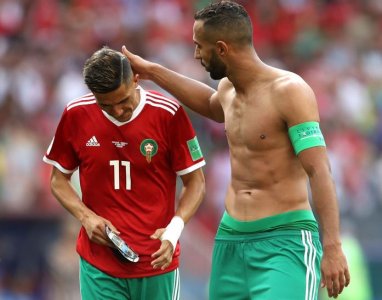 بنعطية يرد على من يستسهلون اللعب بافريقيا