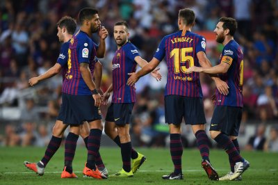 ألبا: على لاعبي برشلونة التكاتف لتعويض غياب ميسي