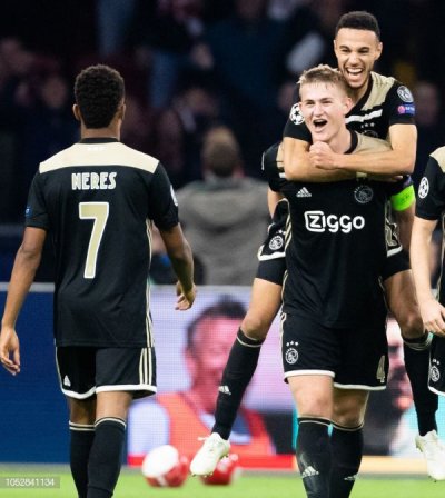 نصير مزراوي تلقى إشادة من هذا المدرب