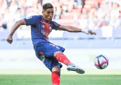 رقم قياسي لفيصل فجر في الليغ1 هذا الموسم