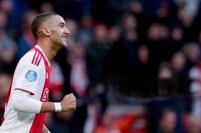 زياش يستعرض العضلات في الكلاسيكو