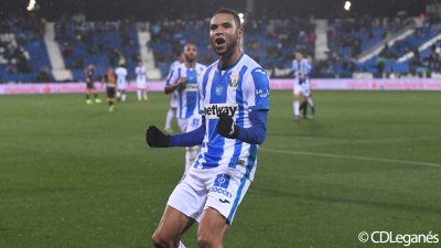 النصيري يهز شباك رايو فاليكانو في مناسبتين