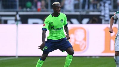 إصابة منديل تقلق مدرب شالك