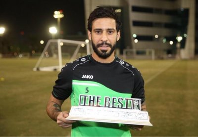 محسن متولي أفضل لاعب في أكتوبر