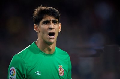 ياسين بونو يحدث ضجة في إسبانيا ومواقع التواصل الاجتماعي