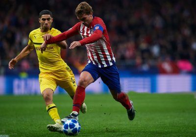 حكيمي يتحدث عن انتقاله إلى بروسيا دورتموند وزين الدين زيدان