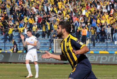 الكبير أفضل مهاجمي البطولة التركية