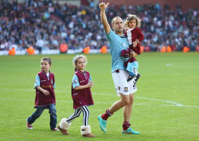 جو كول لاعب وسط تشيلسي ومنتخب انجلترا السابق يعتزل كرة القدم