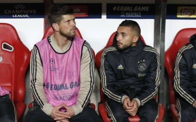 ماذا يفعل لبيض باجاكس؟