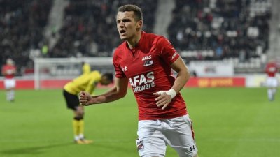 رسالة عاجلة للإدريسي.. لا مكان للمترددين !