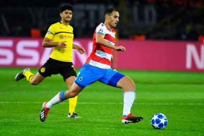 أمرابط يخلق الحدث بألمانيا وحكيمي حاضر لعشر دقائق