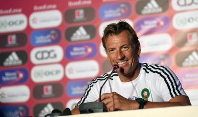 الهلال السعودي يتطلع لضم معشوق رونار