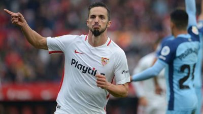 أشبيلية يهزم جيرونا بصعوبة ويضغط على برشلونة المتصدر