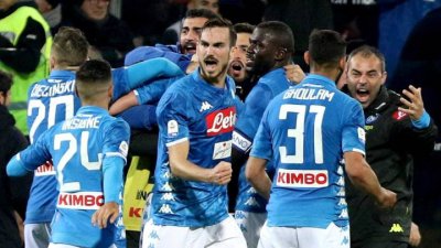 بطولة إيطاليا: ميليك ينقذ نابولي من فخ كالياري ويبقيه مطاردا لجوفنتوس