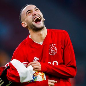 لماذا يعتبر زياش البصمة العربية الأعلى تقييما؟