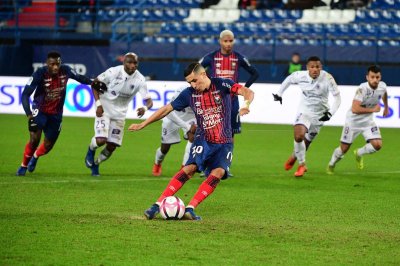 فجر سجل هدفا قاتلا