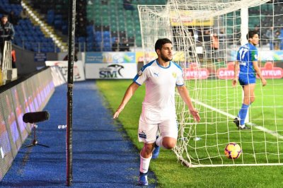 الكبير يواصل التألق بسادس الأهداف